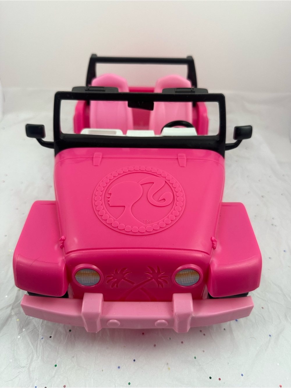 2011 Barbie Hot Pink Convertible Jeep 1186MJ